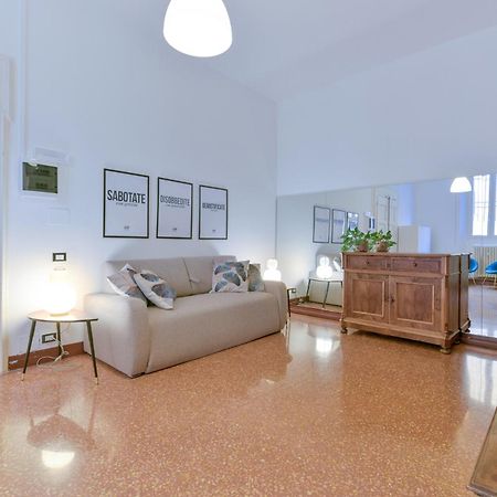 Mono Apartments Saragozza Болонья Экстерьер фото