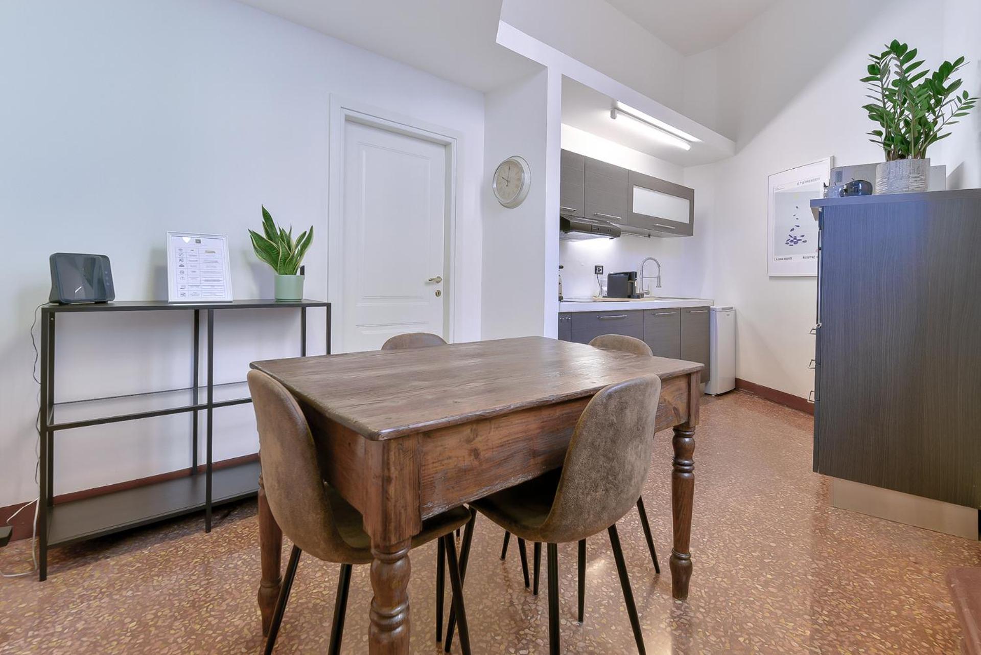 Mono Apartments Saragozza Болонья Экстерьер фото